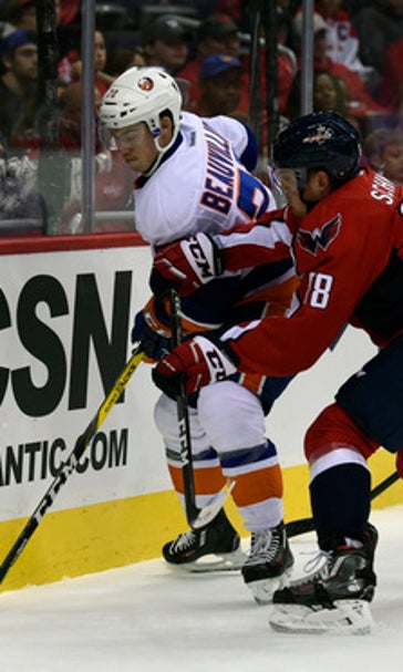 Chemistry on Islanders' top line could be work in progress
